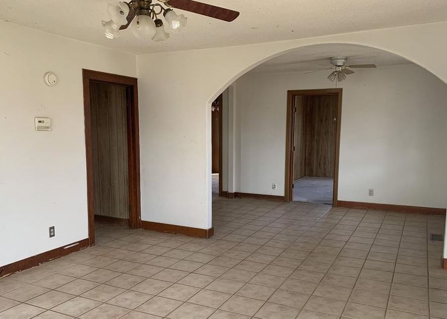 E Main Rd, Dodge City, KS 67801, Foreclosure 46,000 4BD / 1BH Foreclosure Listing 29624717