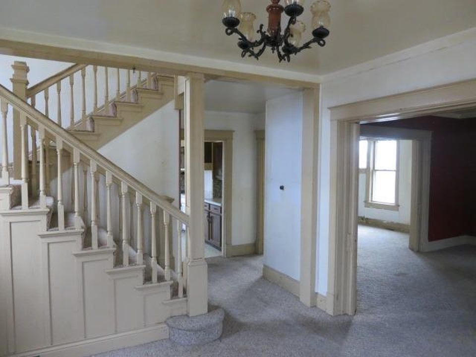 French Ave, Winchester, KY 40391, Foreclosure 50,000 4BD / 2BH