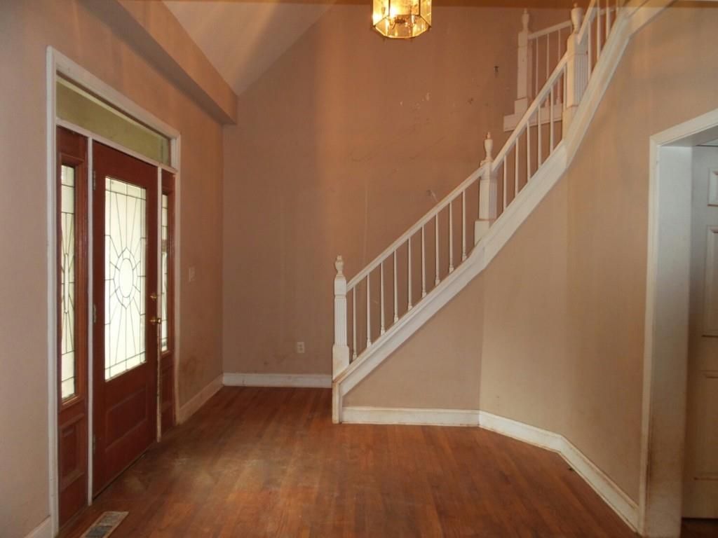 Old Fairburn Close Sw, Atlanta, GA 30331, Foreclosure 188,900 4BD