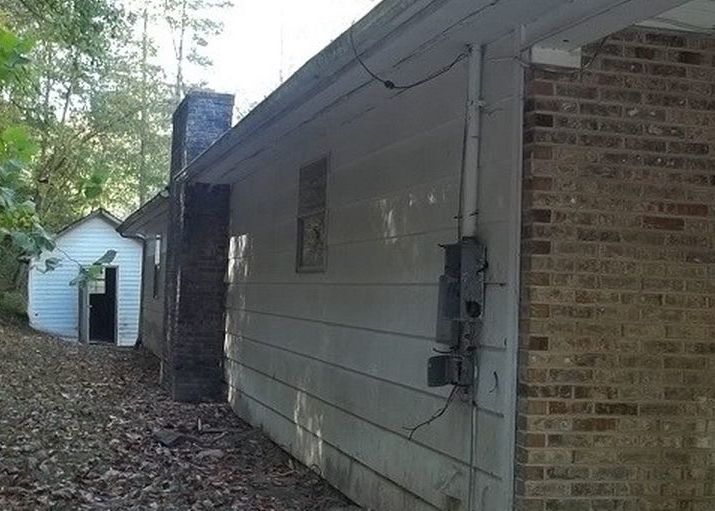 Mart Meade Br, Prestonsburg, KY 41653, Foreclosure Call 3BD / 2BH Foreclosure Listing