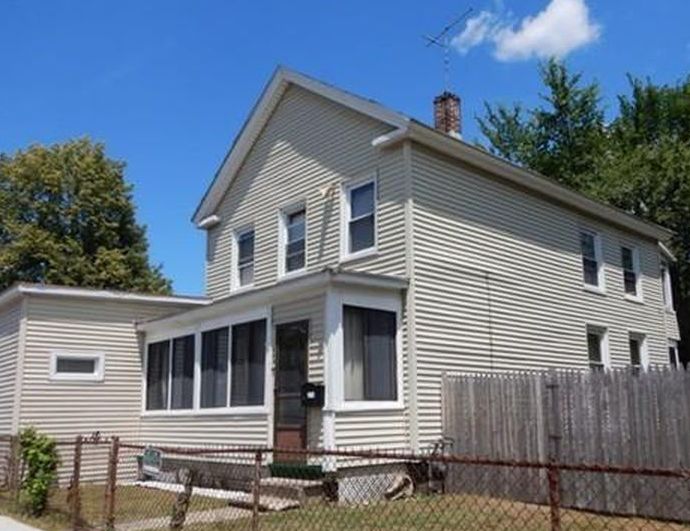 Hancock St, Springfield, MA 01109, Foreclosure 44,000 3BD / 2BH