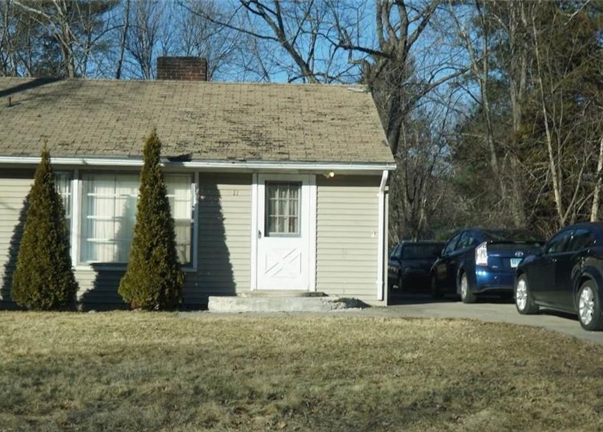 Cottage Grove Cir, Bloomfield, CT 06002, Foreclosure 129,900 3BD
