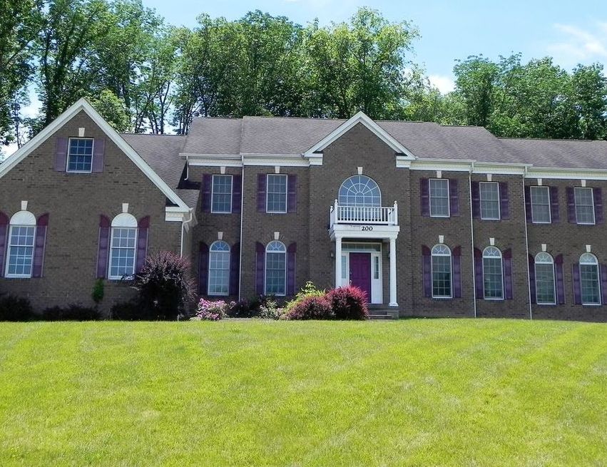 Rising Meadow Way, East Stroudsburg, PA 18302, Foreclosure 329,964