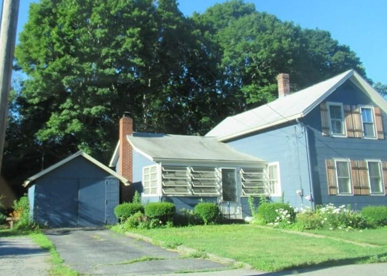 Water St, Hudson, MA 01749, Foreclosure 146,000 3BD / 1BH