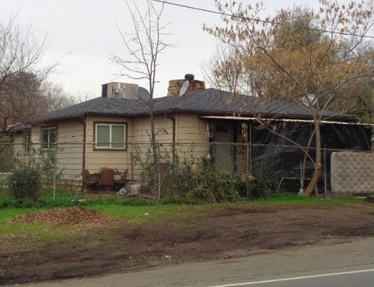 Cedars Rd, Redding, CA 96001, Foreclosure 72,500 3BD / 2BH