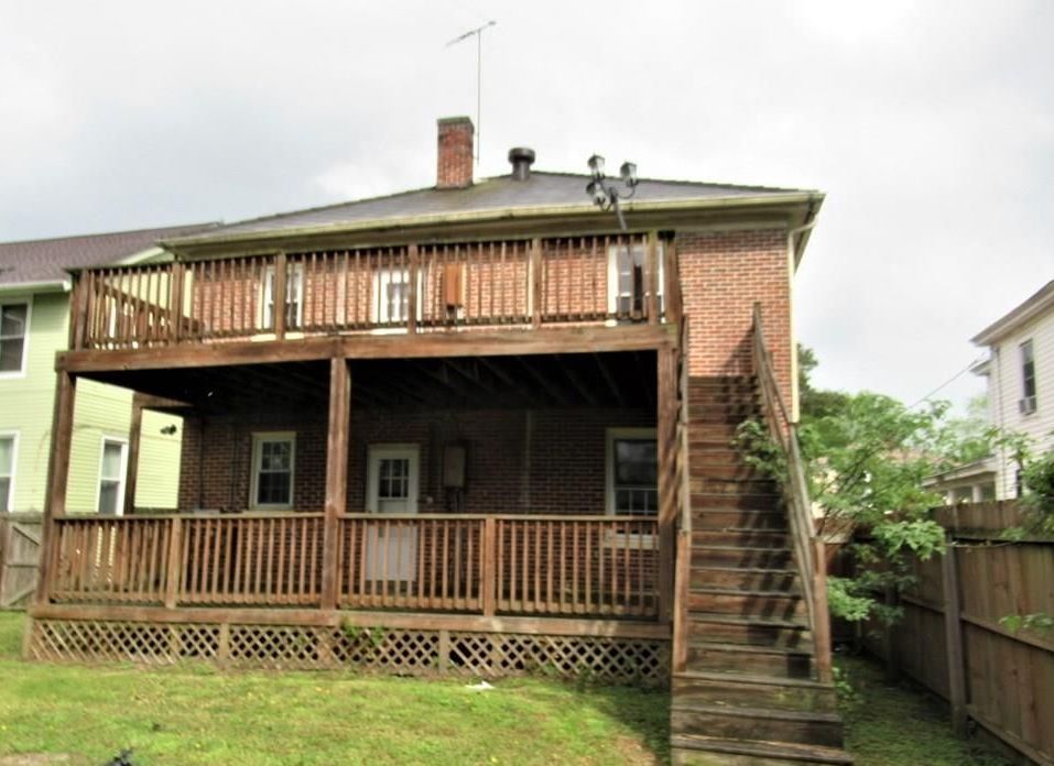 S Main St, Suffolk, VA 23434, Foreclosure 90,000 4BD / 2BH