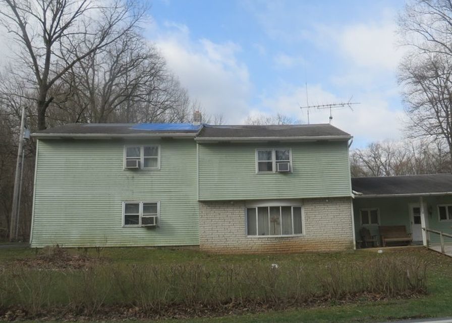 S Rd, Palmyra, PA 17078, Foreclosure 123,900 3BD / 2BH