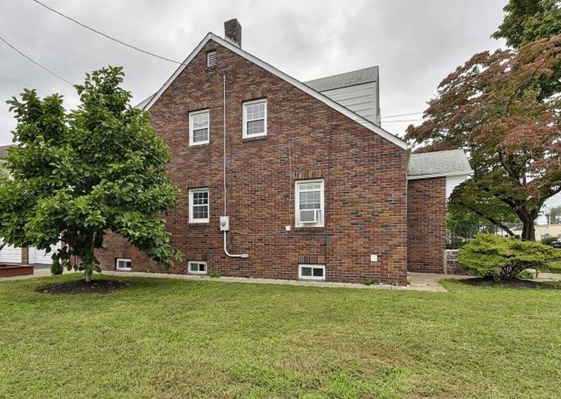 Colfax Ave, Clifton, NJ 07013, Foreclosure 217,800 4BD / 2BH Foreclosure Listing 29660566