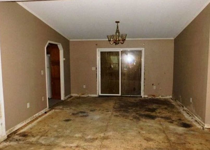 Vero Dr, Poughkeepsie, NY 12603, Foreclosure 99,100 3BD / 2BH