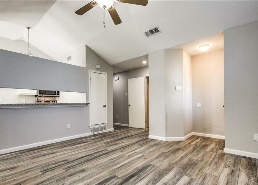 Rustic Trl, Mesquite, TX 75180, Foreclosure 115,000 3BD / 2BH