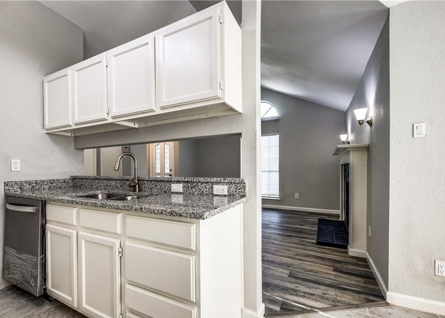 Rustic Trl, Mesquite, TX 75180, Foreclosure 115,000 3BD / 2BH