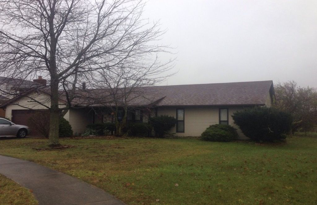 Merle Ct, Hamilton, OH 45013, Foreclosure 91,502 3BD / 2BH