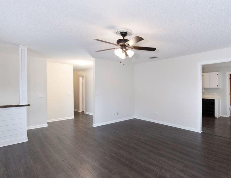 Sherri Ln, Orange Beach, AL 36561, Foreclosure 285,000 3BD / 2BH