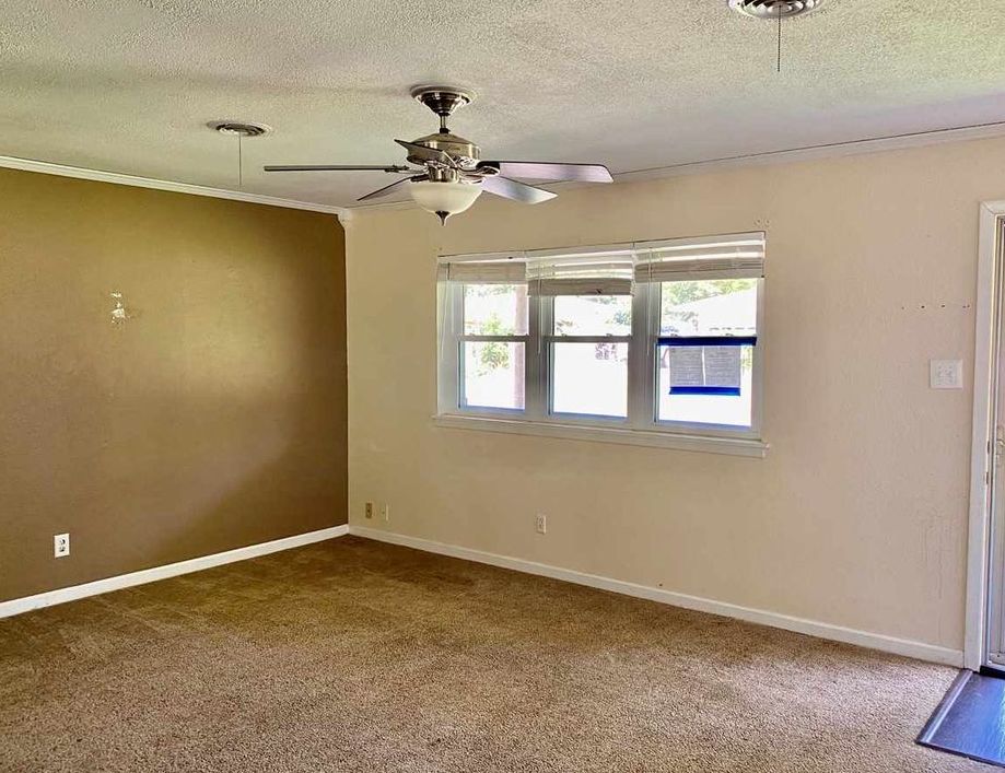 Darwin St, Kilgore, TX 75662, Foreclosure 131,822 3BD / 2BH