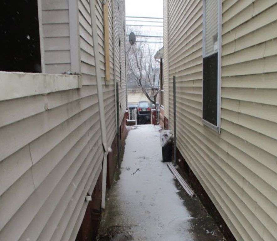 Lyon St, Paterson, NJ 07524, Foreclosure 254,848 4BD / 2BH