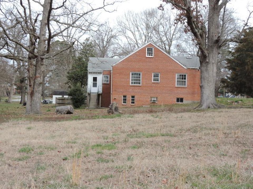 Mclean St, Burkeville, VA 23922, Foreclosure 89,000 3BD / 1.5BH