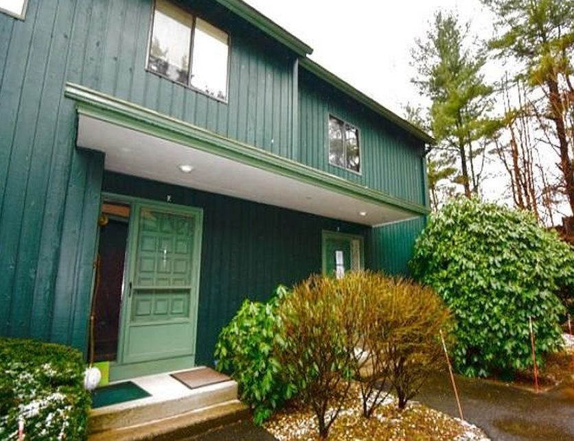 Brittany Farms Rd Apt F, New Britain, CT 06053, Foreclosure 110,000