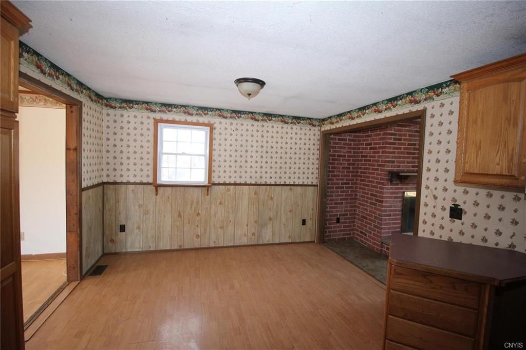 Coombs Rd, Holland Patent, NY 13354, Foreclosure 149,900 3BD / 2BH