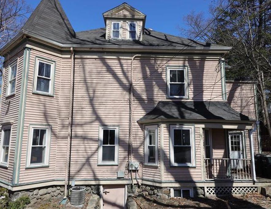 Washington St, Winchester, MA 01890, Foreclosure 570,000 5BD / 4BH