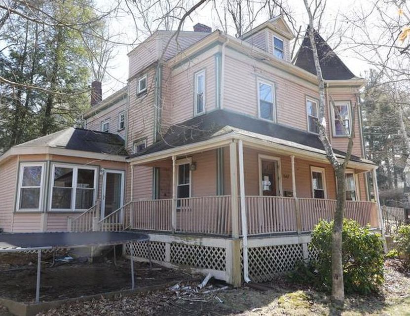 Washington St, Winchester, MA 01890, Foreclosure 570,000 5BD / 4BH