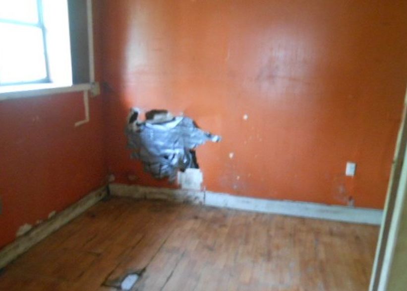 E Chickasaw St, Brookhaven, MS 39601, Foreclosure Call 2BD / 1BH