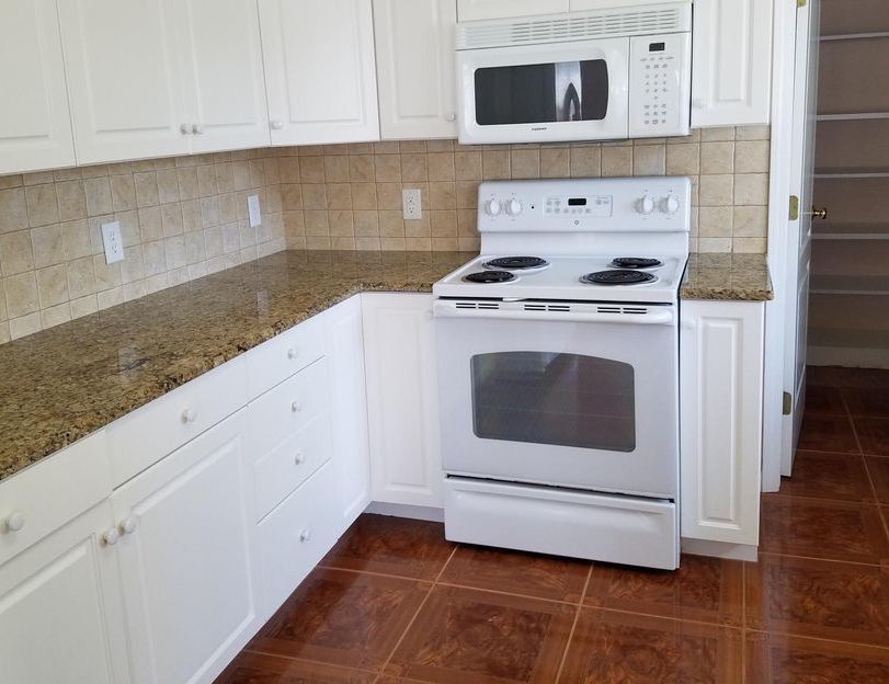 E Oak Island Dr, Oak Island, NC 28465, Foreclosure 485,000 3BD / 2