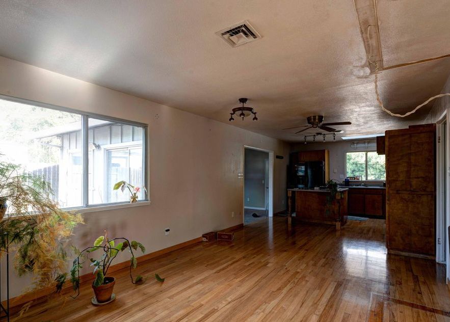 Norman Dr, Redding, CA 96002, Foreclosure 291,000 4BD / 3BH