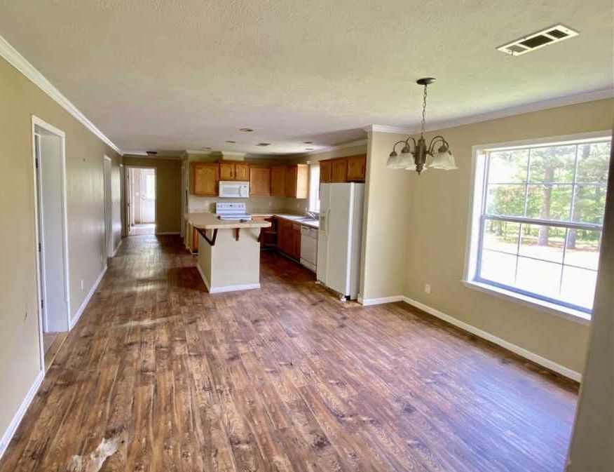 Oak Ridge Rd N, Brandon, MS 39047, Foreclosure 60,000 4BD / 2BH Foreclosure Listing 29756261