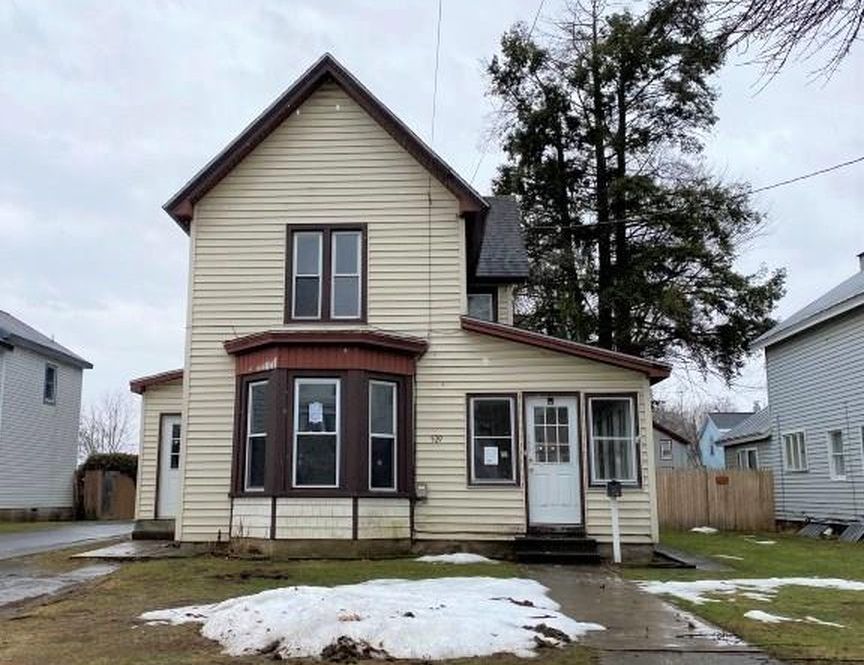 W Thomas St, Rome, NY 13440, Foreclosure 45,000 4BD / 2BH