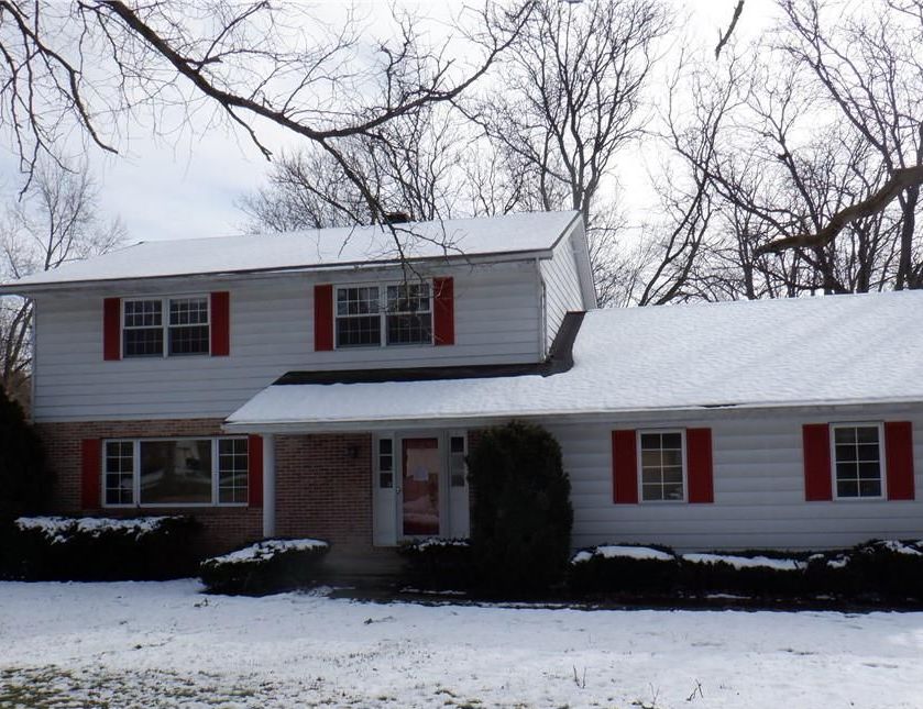 Scarlet Oak Dr, Akron, OH 44321, Foreclosure 166,000 4BD / 3BH