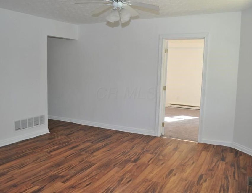 W Mulberry St, Lancaster, OH 43130, Foreclosure 71,900 3BD / 2BH