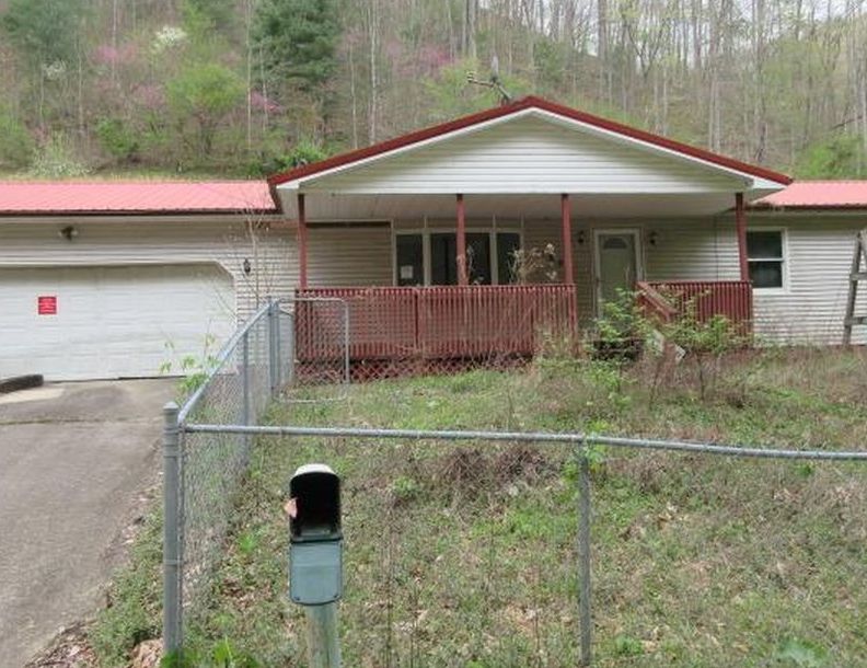 Runyon Branch Rd, Pinsonfork, KY 41555, Foreclosure Call 4BD / 2BH