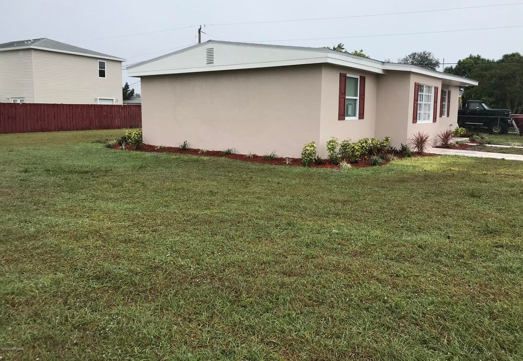 Ideal Ave Ne, Palm Bay, FL 32905, Foreclosure 59,900 3BD / 1BH