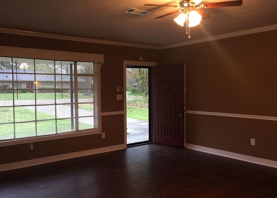 Meadowlark Dr, Canton, MS 39046, Foreclosure 73,800 3BD / 2BH