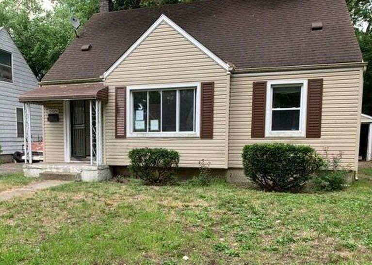 Shiawassee Dr, Detroit, MI 48219, Foreclosure Call 4BD / 1BH