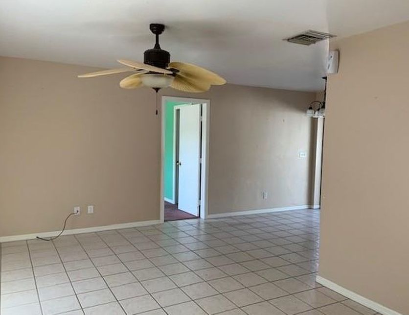 Sw 33rd Ter, Cape Coral, FL 33914, Foreclosure 224,000 3BD / 2BH