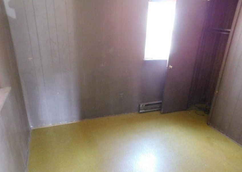 Lamont Way, Tobyhanna, PA 18466, Foreclosure Call 3BD / 1BH