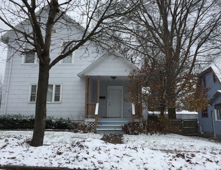 Newton St, Akron, OH 44305, Foreclosure Call 2BD / 2BH