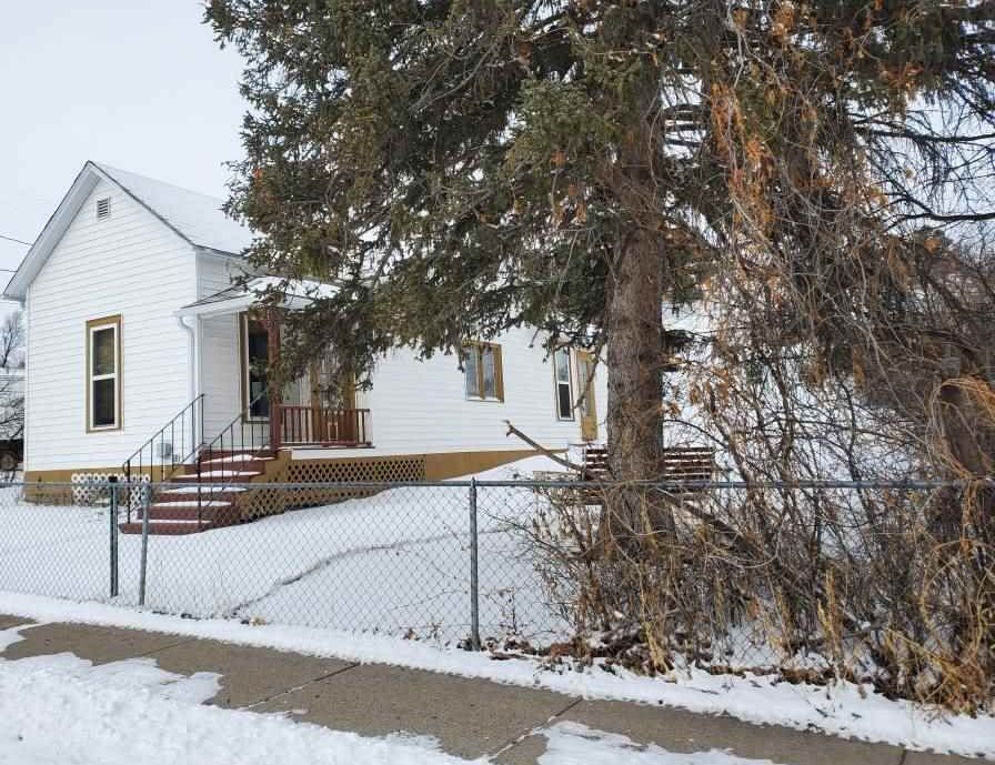 W 3rd St, Lusk, WY 82225, Foreclosure Call 2BD / 1BH Foreclosure