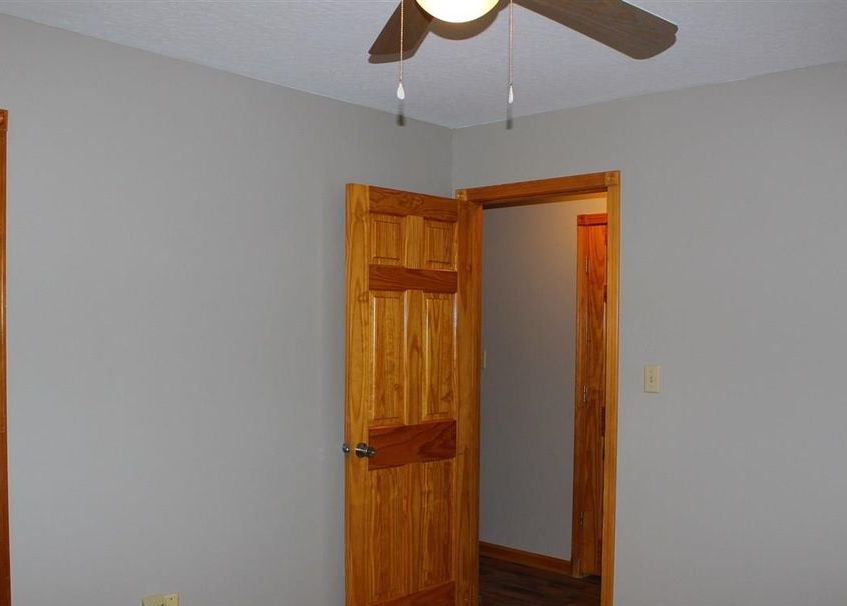 Windwood Cir, Paragould, AR 72450, Foreclosure 184,900 3BD / 2BH