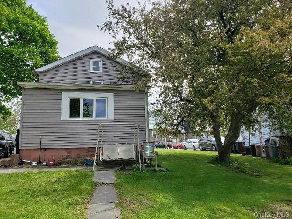 Beattie Ave, Middletown, NY 10940, Foreclosure 175,000 4BD / 2BH