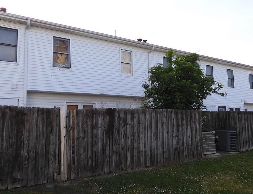 Haven Dr Apt L3, Greenville, NC 27834, Foreclosure 35,400 3BD