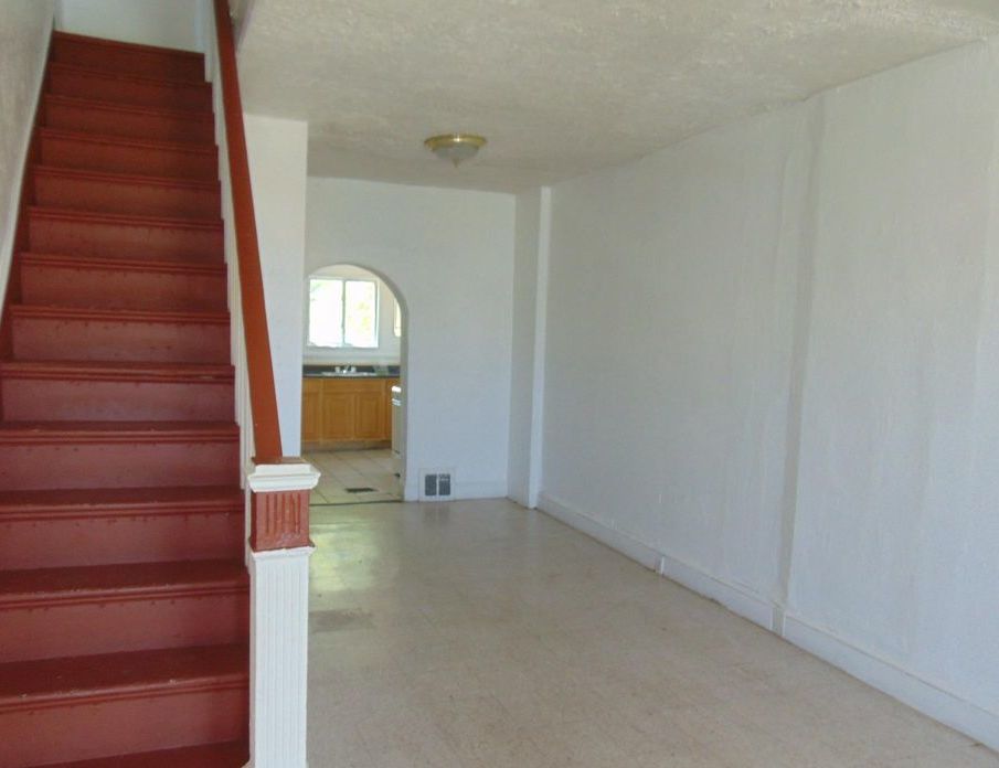 Cherry St, Camden, NJ 08103, Foreclosure 49,990 2BD / 1BH