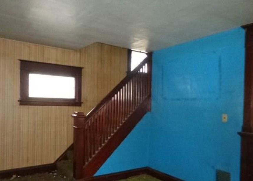 Vera Ave, Buffalo, NY 14225, Foreclosure 43,000 4BD / 1BH