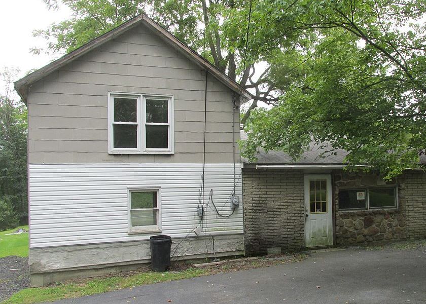 Bushkill Center Rd, Nazareth, PA 18064, Foreclosure 135,000 4BD