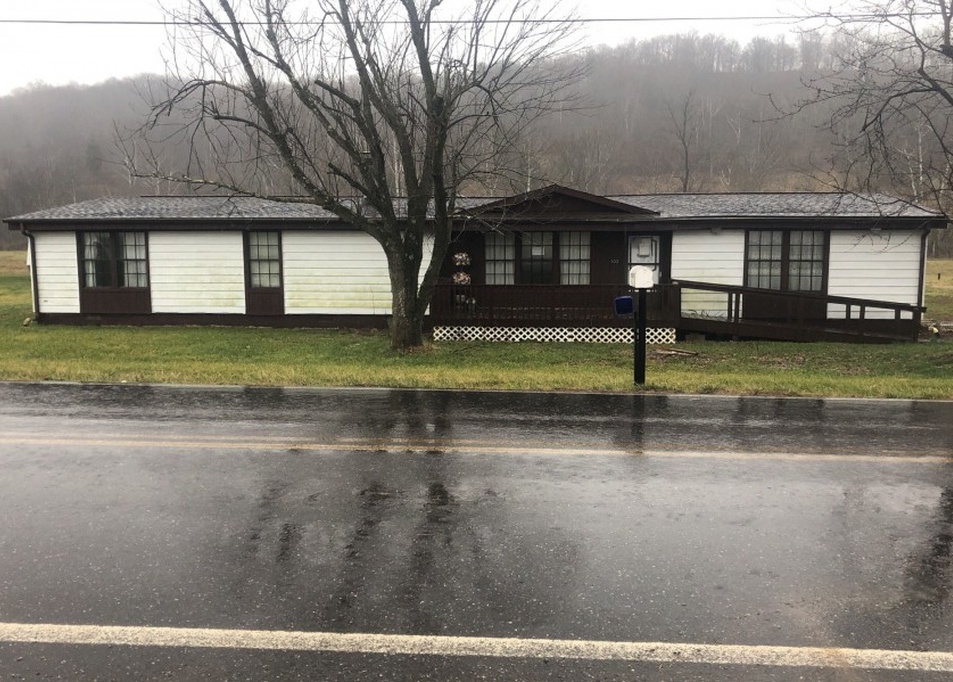 Lincoln Pike, Gallipolis, OH 45631, Foreclosure Call 3BD / 2BH