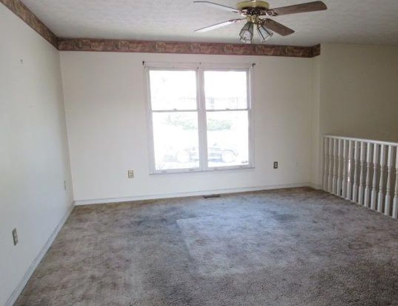 Oliver St, Winchester, KY 40391, Foreclosure 63,500 2BD / 1BH