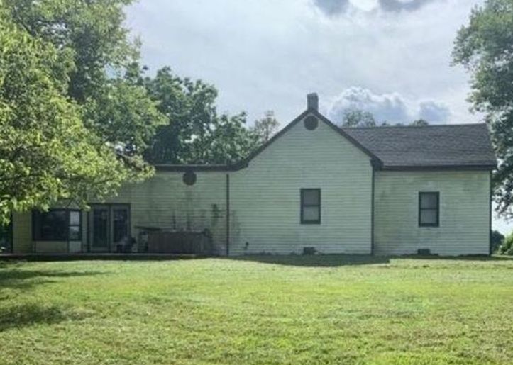 N County Line Rd, Calvert City, KY 42029, Foreclosure Call 3BD / 2BH Foreclosure Listing