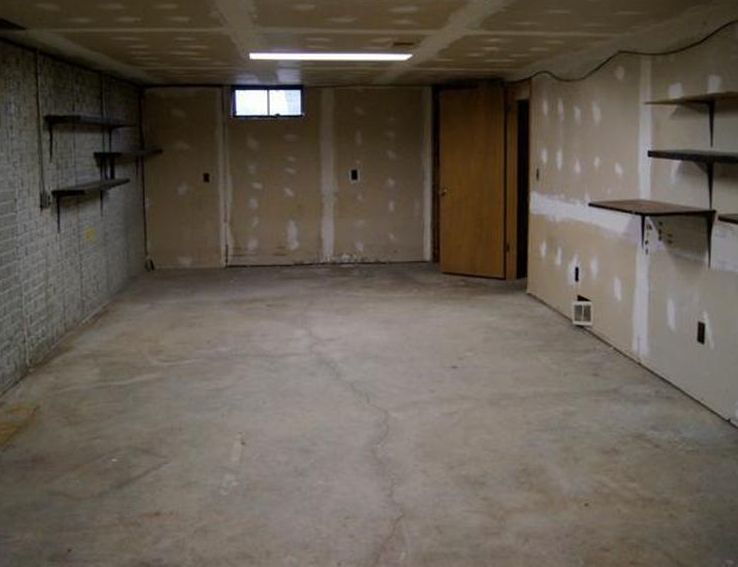 Miami Beach Dr, Flint, MI 48507, Foreclosure Call 3BD / 2BH