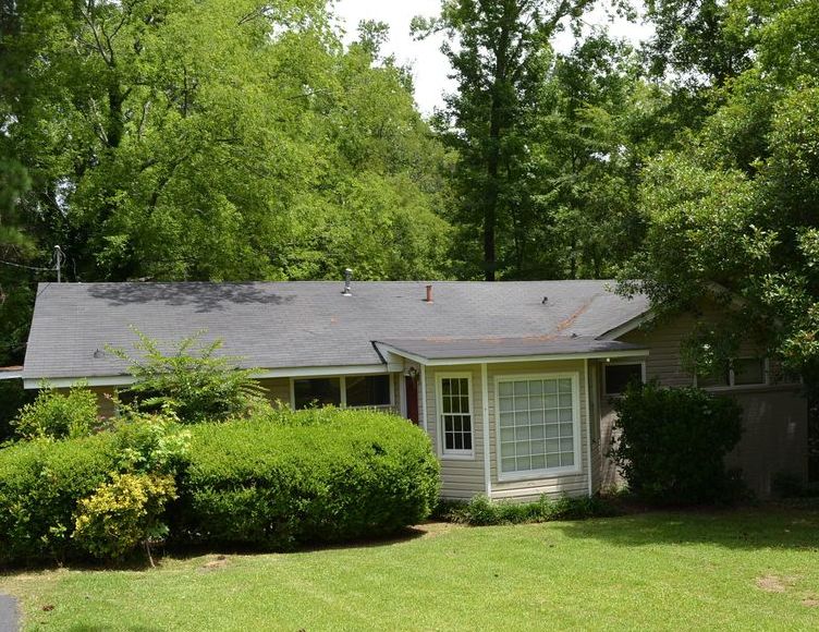 Woodridge Dr, Macon, GA 31204, Foreclosure 52,500 2BD / 2BH